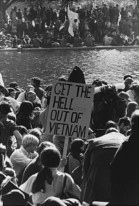 vietnam_war_protest_in_dc_1967